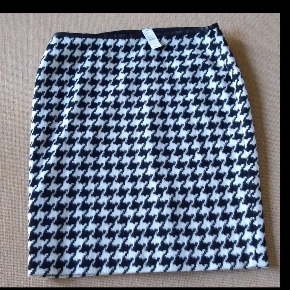 Talbots Houndstooth Skirt